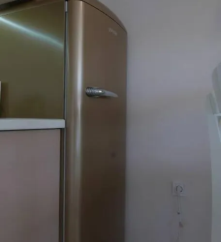 Apartamento Charmful New Flat With Hill View